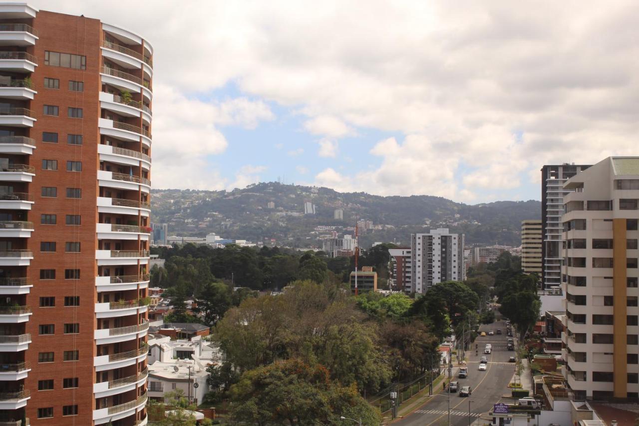 Crowne Plaza Guatemala Hotel Exterior photo